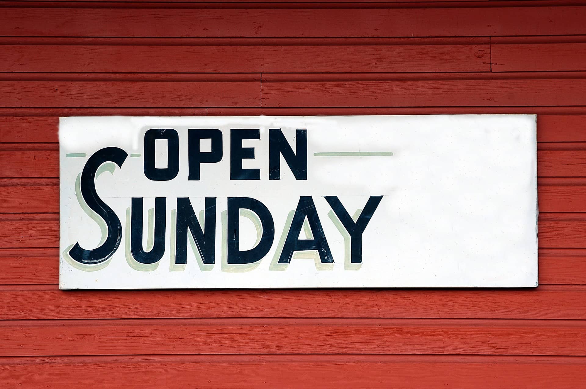 Is Yiwu market open on Sundays?