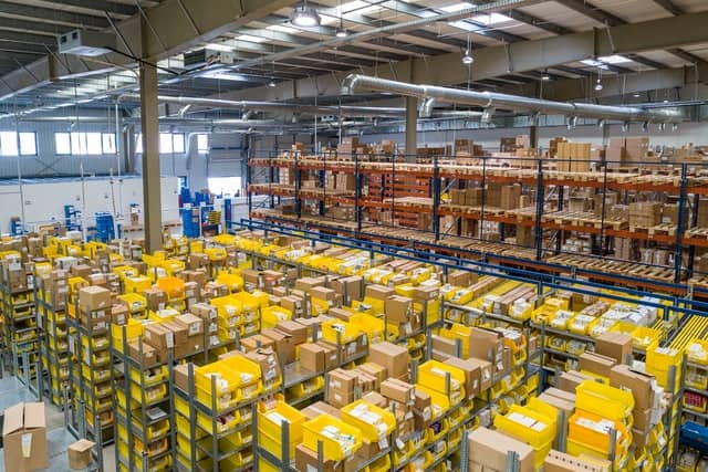 Use a Warehousing Service