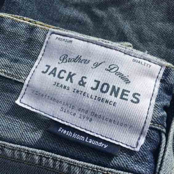 woven label