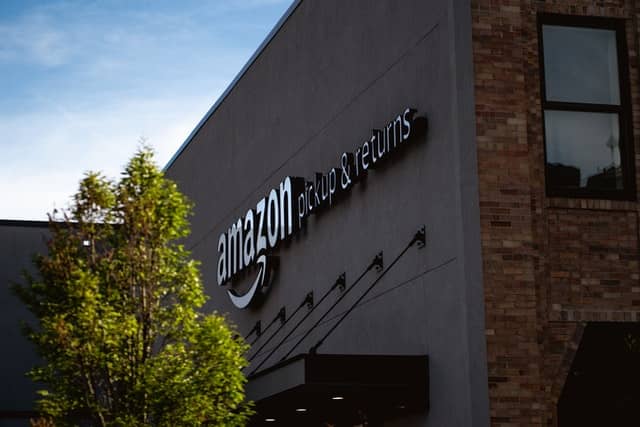 Amazon Storage and Return Center