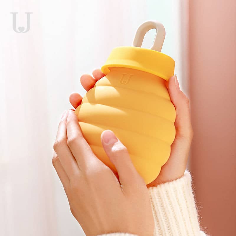 Mini Hot Water Bottle-use