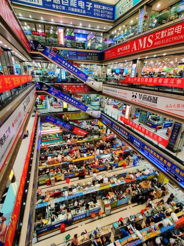 Different Huaqianbei electronics markets