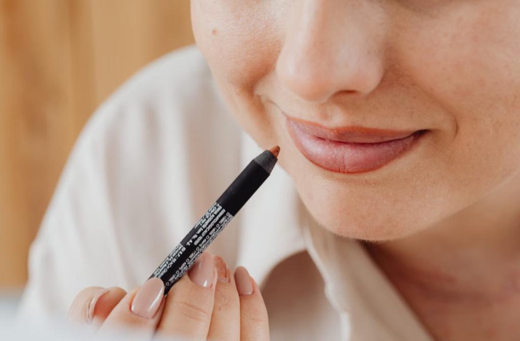 Lip Liner