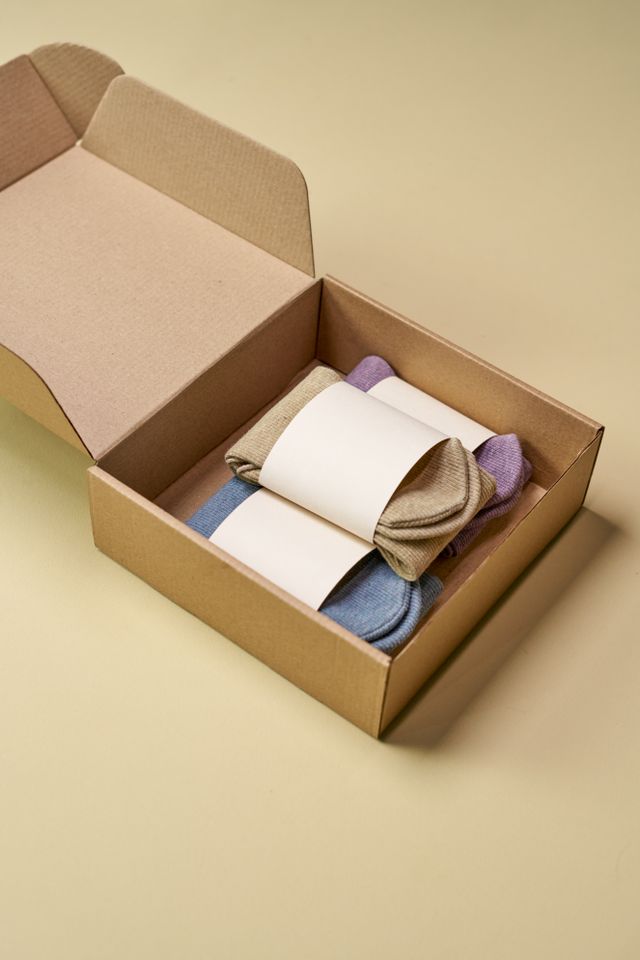 Bamboo vs. Marino vs. Cotton Socks