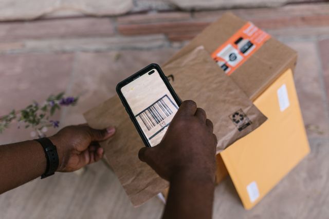 Package Tracking for Dropshipping Businesses
