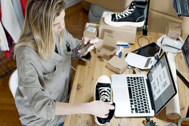 How to Start a Shoe Dropshipping Business in 2026