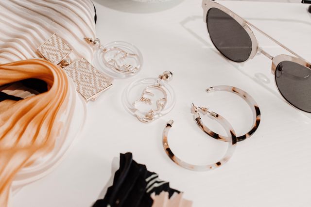 Fashion Accessories`