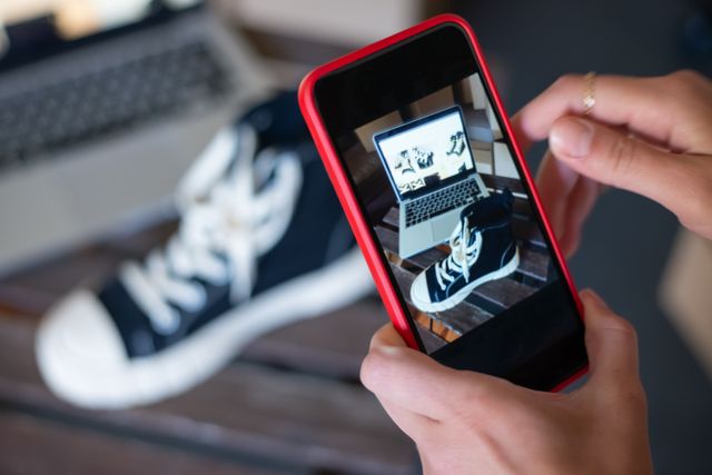 What Footwear Sellers Can Learn from Hoka’s Supply Chain
