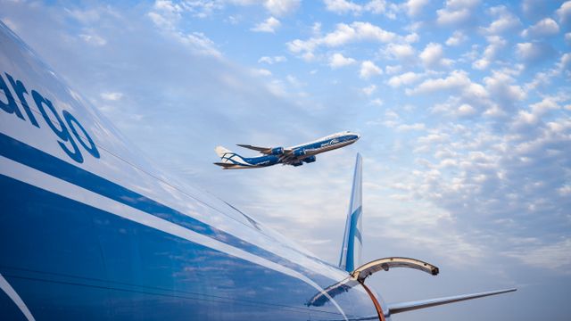 Air Freight Best for Time-Sensitive Commercial Cargo